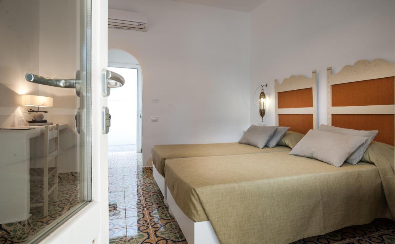 Mari Del Sud Resort فولكانو المظهر الخارجي الصورة