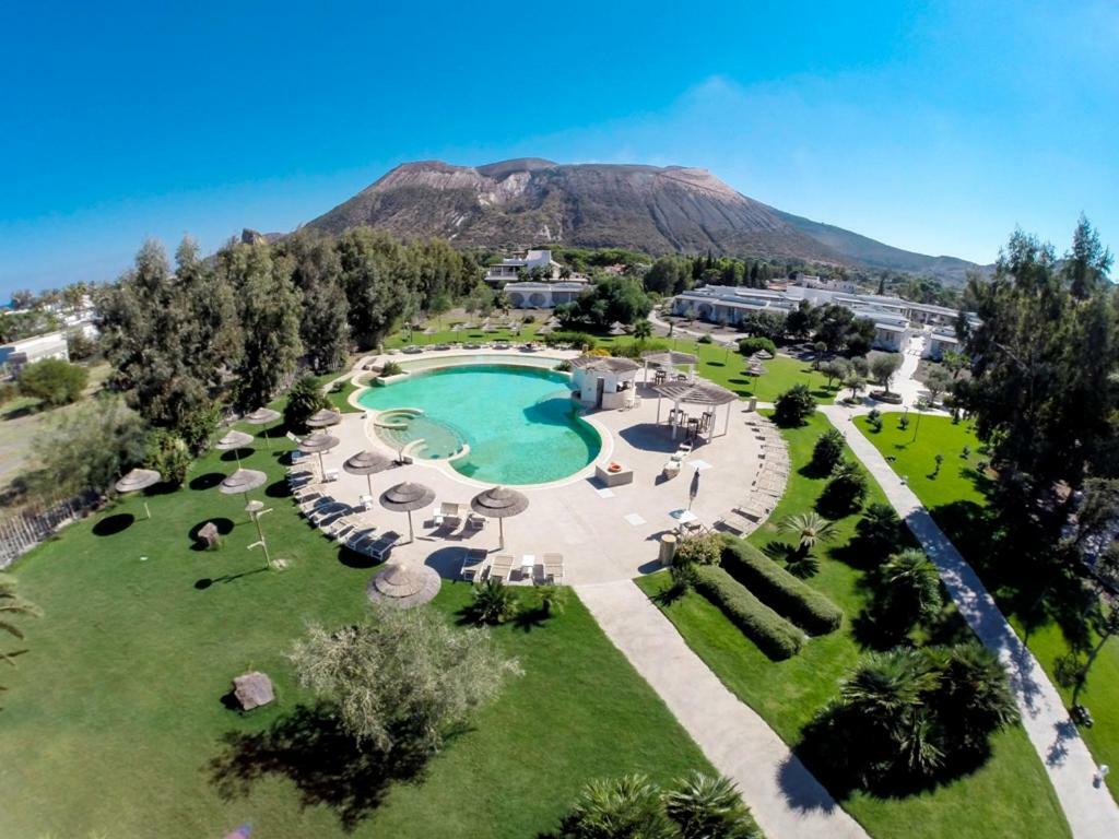 Mari Del Sud Resort فولكانو المظهر الخارجي الصورة